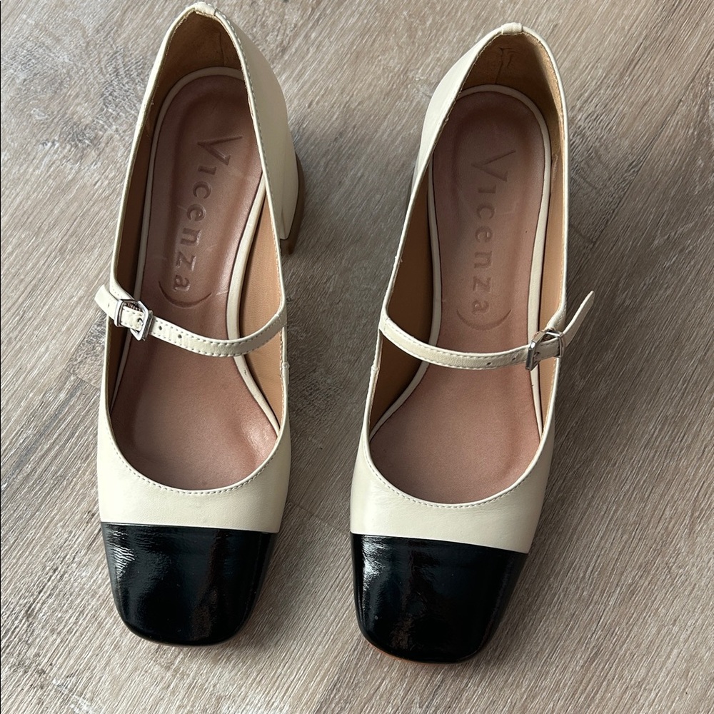 Vicenza Colorblock Mary Jane Cream and Black Heels